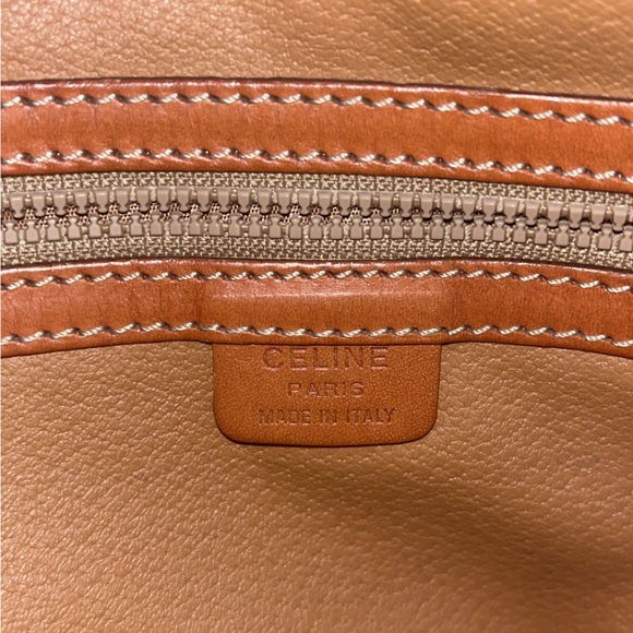 Celine large Vintage Macadam Messenger Bag with detachable strap - Picture 13 of 16